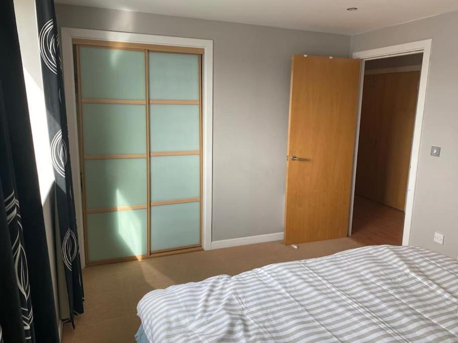 Modern 2 Bed Apartment With Stunning Seaside View Edinburgh Bagian luar foto