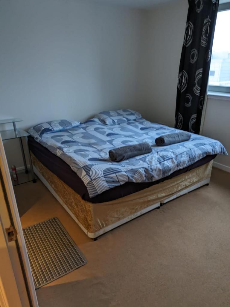 Modern 2 Bed Apartment With Stunning Seaside View Edinburgh Bagian luar foto